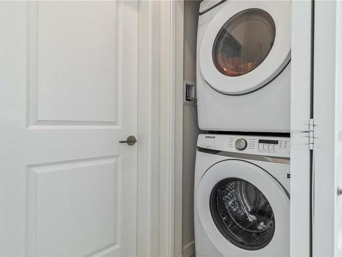 407-842 Orono Ave, Langford, BC - Indoor Photo Showing Laundry Room