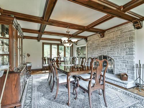 Dining room - 279 Ch. Du Colibri, Ivry-Sur-Le-Lac, QC - Indoor Photo Showing Dining Room