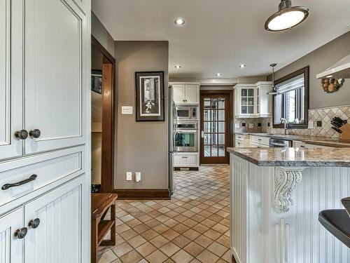 Kitchen - 279 Ch. Du Colibri, Ivry-Sur-Le-Lac, QC - Indoor Photo Showing Kitchen