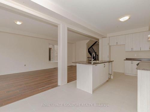 58 Attwater Dr, Cambridge, ON - Indoor Photo Showing Kitchen