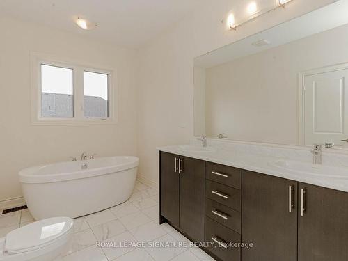 58 Attwater Dr, Cambridge, ON - Indoor Photo Showing Bathroom