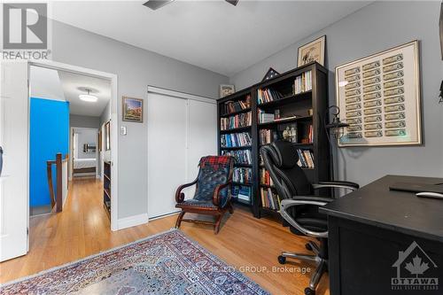 250 Stewart Street, Ottawa, ON - Indoor Photo Showing Office