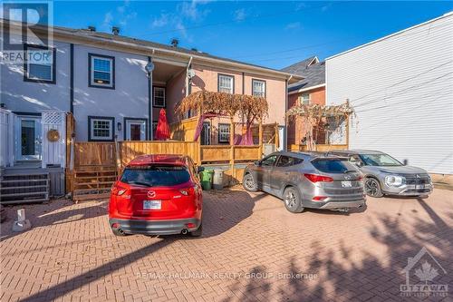 250 Stewart Street, Ottawa, ON - Outdoor