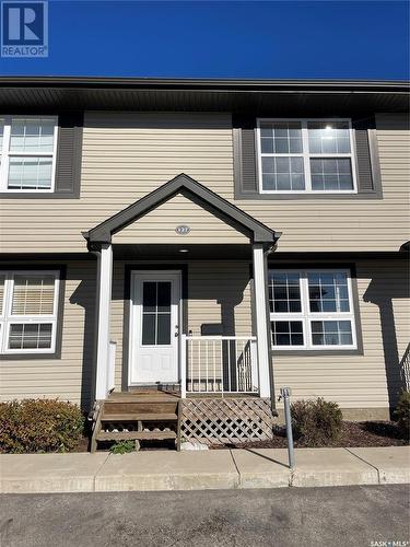 127 700 2Nd Avenue S, Martensville, SK - Outdoor With Facade