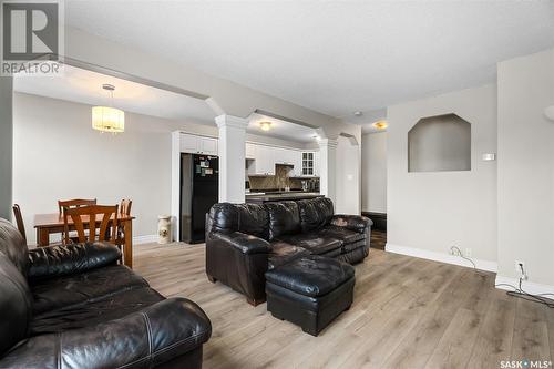 6 1292 D Gordon Road, Moose Jaw, SK - Indoor Photo Showing Living Room