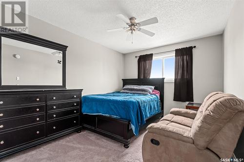 6 1292 D Gordon Road, Moose Jaw, SK - Indoor Photo Showing Bedroom