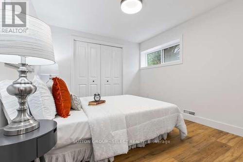 883 Westbury Place, London, ON - Indoor Photo Showing Bedroom