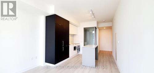 2205 - 33 Helendale Avenue, Toronto, ON - Indoor Photo Showing Other Room