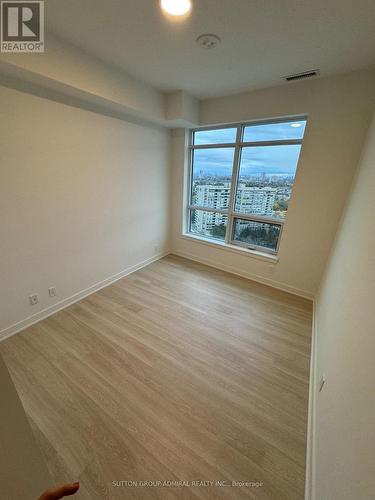 1802-30 Upper Mall Way, Vaughan, ON - Indoor Photo Showing Other Room