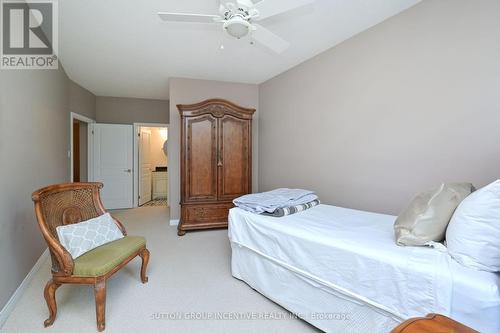 110 - 4 Briar Hill Heights, New Tecumseth, ON - Indoor Photo Showing Bedroom