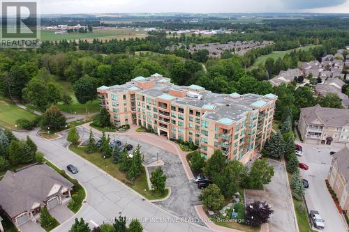 110 - 4 Briar Hill Heights, New Tecumseth, ON - Outdoor With View