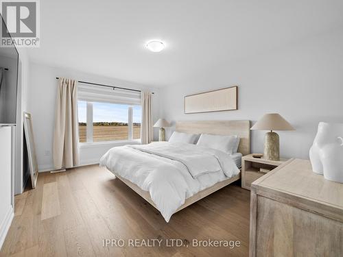 759 Aspen Terrace E, Milton, ON - Indoor Photo Showing Bedroom