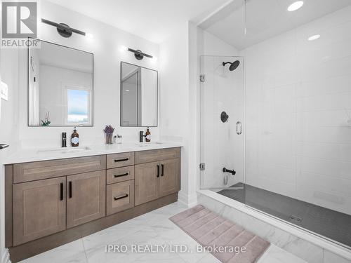 759 Aspen Terrace E, Milton, ON - Indoor Photo Showing Bathroom