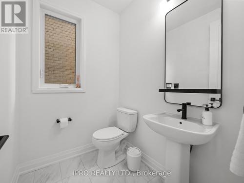 759 Aspen Terrace E, Milton, ON - Indoor Photo Showing Bathroom