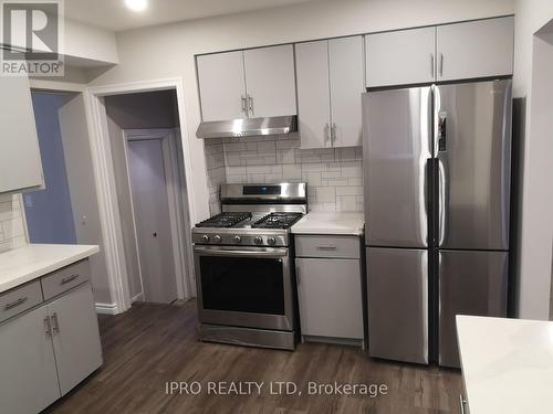 284 Cedar Crescent, Cambridge, ON - Indoor Photo Showing Kitchen