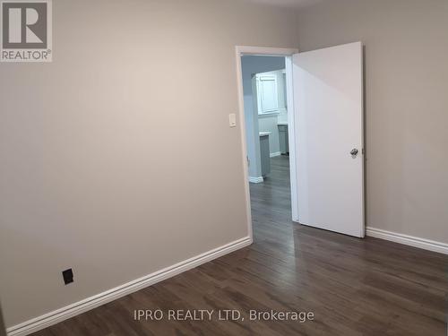 284 Cedar Crescent, Cambridge, ON - Indoor Photo Showing Other Room