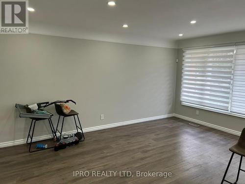 284 Cedar Crescent, Cambridge, ON - Indoor Photo Showing Other Room