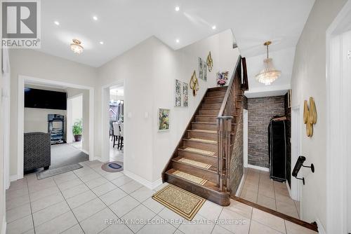 201 Eight Avenue, New Tecumseth, ON - Indoor Photo Showing Other Room