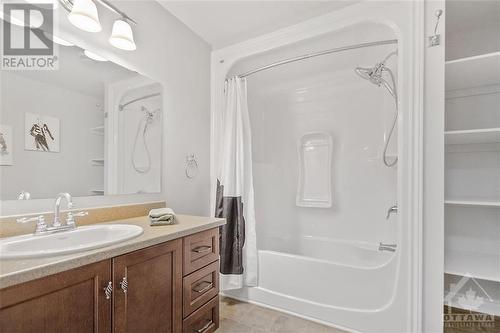 412 Van Dusen Street, Almonte, ON - Indoor Photo Showing Bathroom