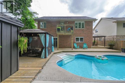 15 Hummingbird Lane, St. Thomas, ON - Outdoor With In Ground Pool With Exterior