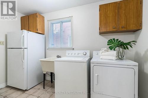 96 Nipissing Crescent, Brampton, ON - Indoor Photo Showing Laundry Room