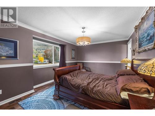 220 Lakeshore Drive, Chase, BC - Indoor Photo Showing Bedroom