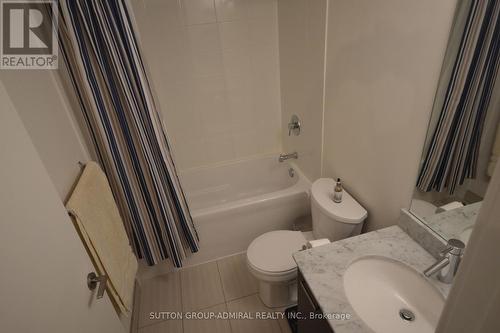 901 - 36 Lisgar Street, Toronto, ON - Indoor Photo Showing Bathroom