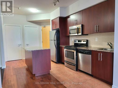 4005 - 55 Bremner Boulevard, Toronto, ON - Indoor Photo Showing Kitchen With Stainless Steel Kitchen