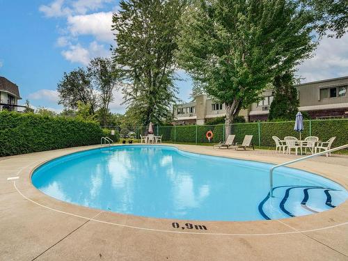 Piscine - 39-1800 Place Dunant, Saint-Bruno-De-Montarville, QC - Outdoor With In Ground Pool With Backyard