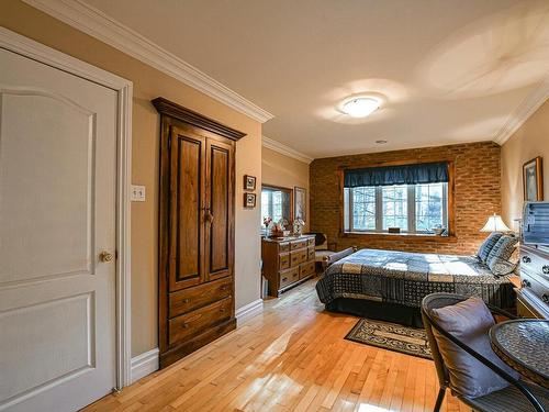 Master bedroom - 102 Rue Des Primeroses, Saint-Colomban, QC - Indoor Photo Showing Bedroom