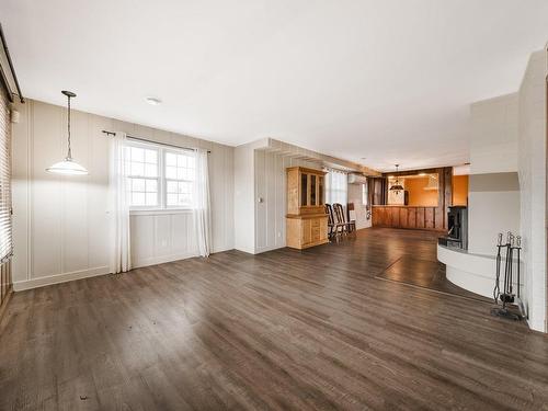 Vue d'ensemble - 65 Ch. Des Patriotes, Sorel-Tracy, QC - Indoor Photo Showing Living Room