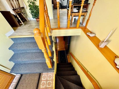 Escalier - 56 Ch. Deveau, Les Îles-De-La-Madeleine, QC - Indoor Photo Showing Other Room