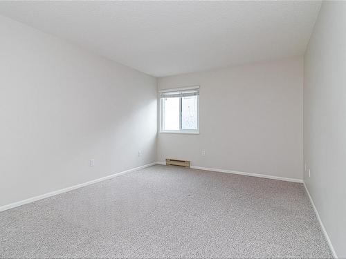 309-2757 Quadra St, Victoria, BC - Indoor Photo Showing Other Room