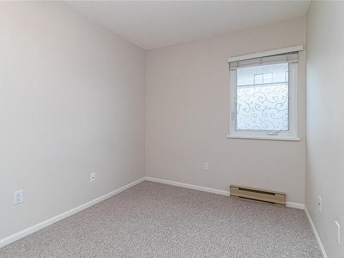 309-2757 Quadra St, Victoria, BC - Indoor Photo Showing Other Room