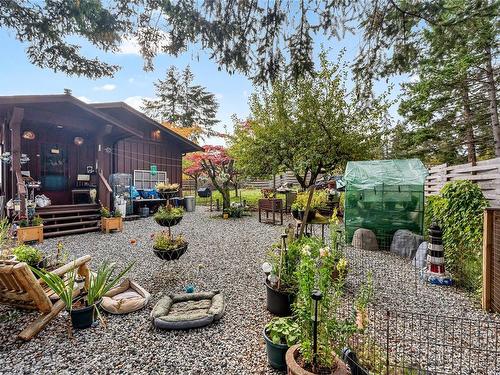 131 Fer De Lance Rd, Salt Spring, BC 