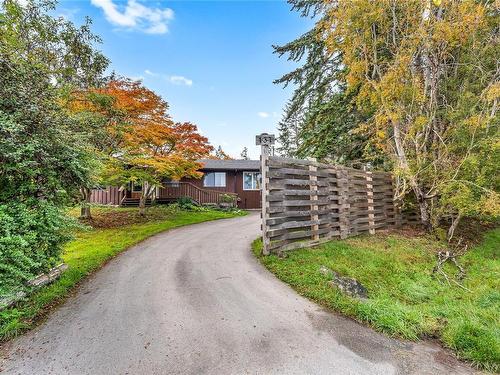 131 Fer De Lance Rd, Salt Spring, BC 