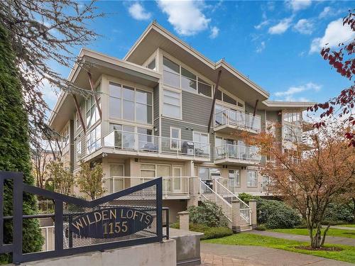 203-1155 Yates St, Victoria, BC - Outdoor With Balcony