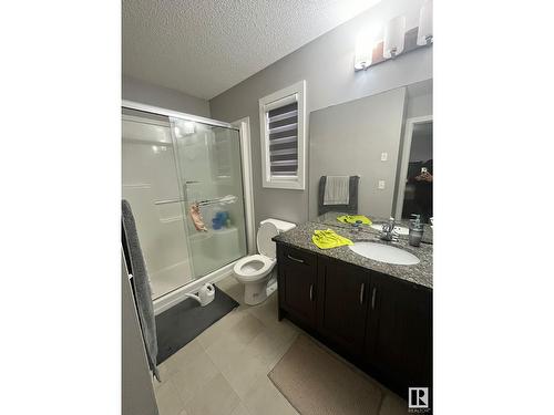 1105 33A St Nw, Edmonton, AB - Indoor Photo Showing Bathroom