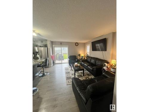 1105 33A St Nw, Edmonton, AB - Indoor Photo Showing Living Room