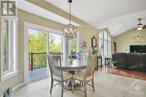 2539 Kearns Way, Ottawa, ON - Indoor Photo Showing Dining Room