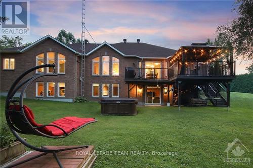 2539 Kearns Way, Ottawa, ON - Outdoor