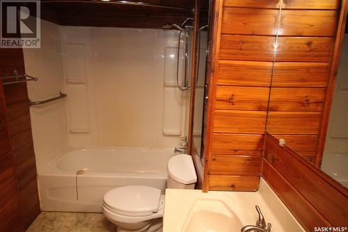 107 James Street, Saskatoon, SK - Indoor Photo Showing Bathroom