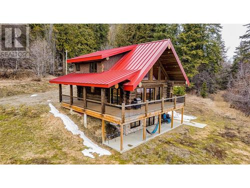 682 Lower Inonoaklin Road, Edgewood, BC - Outdoor