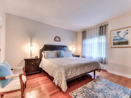 Chambre Ã  coucher principale - R-04-4625 Av. Félix-Leclerc, Montréal (Saint-Laurent), QC - Indoor Photo Showing Bedroom