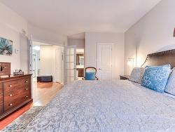 Master bedroom - 