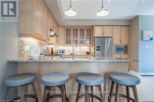 3101 Cornell, Oakville, ON - Indoor Photo Showing Kitchen With Upgraded Kitchen