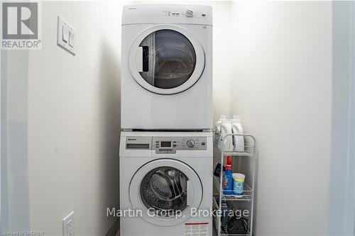 3101 Cornell, Oakville, ON - Indoor Photo Showing Laundry Room