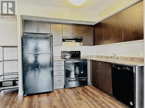 402 - 716 Main Street E, Milton, ON - Indoor Photo Showing Kitchen