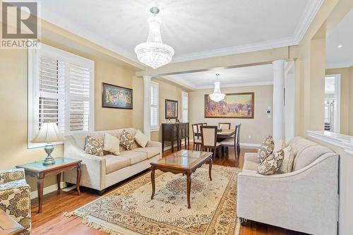 207 Gardenbrooke Trail, Brampton, ON - Indoor Photo Showing Living Room