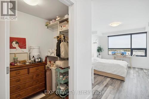 300G Fourth Avenue, St. Catharines, ON - Indoor Photo Showing Bedroom